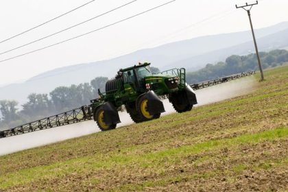Europoslanci schvalili podporu hnojiv pre polnohospodarov
