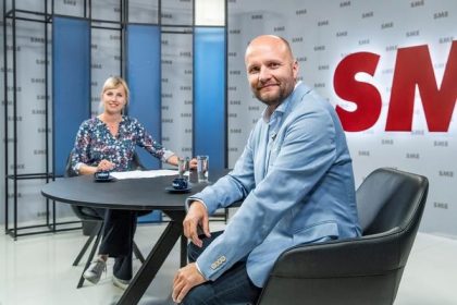 Nad v Arene Grohling Majersky a Matovic sa v referende rozhodli pre Fica Je klamstvom ze chceme miesta na kandidate PS