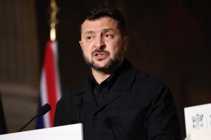 Najhorsie rozhodnutie Zelenskeho tvrdia Odvolanie ministra obrany vyvolalo protesty