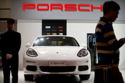 Objem predaja Porsche v prvom polroku klesol za pokles mozu Cina a USA