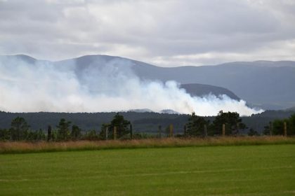 Skotsko vyhlasilo mimoriadnu udalost kvoli rozsiahlemu lesnemu poziaru v narodnom parku Cairngorms