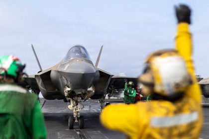 USA uskutocnili dalsiu vlnu utokov na Iran Teheran hlasi odvetu