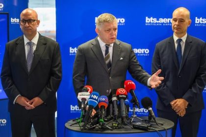 letisko bratislava a ministerstvo musia predlozit strategiu jeho dalsieho rozvoja uviedol premier