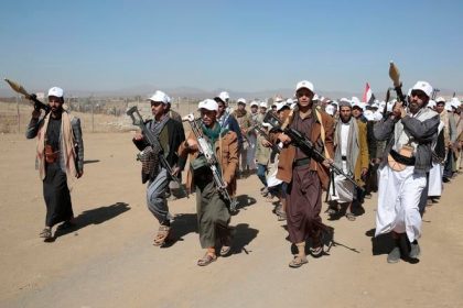 Husiovia tvrdia ze zasiahli uz osmy saudskoarabsky ropny tanker v Cervenom mori