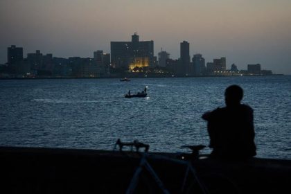 Kuba celi dalsiemu rozsiahlemu vypadku elektriny bez elektriny je aj Havana