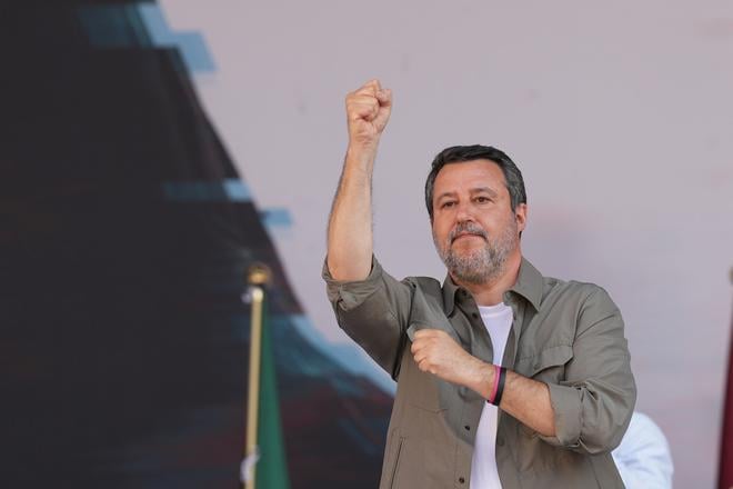 Nemecko nema pravo posielat migrantov spat do Talianska tvrdi Salvini aj napriek novym pravidlam