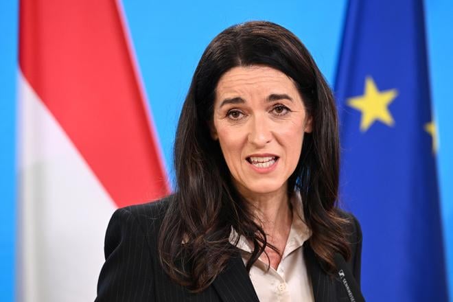 Nova madarska vlada sa snazi o pragmaticke vztahy s Moskvou