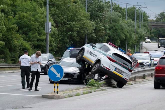 Policia zaznamenala na Slovensku za uplynuly tyzden 266 dopravnych nehod