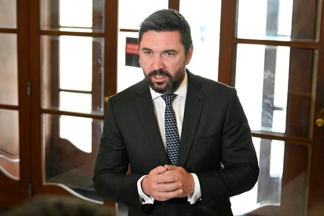 Sef agrorezortu odmietol odovzdanie kontroly nad slovenskou vodou sejkovi