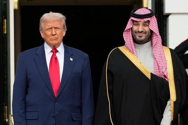 Trump na ziadost Teheranu a dalsich krajin zrusil planovany utok na Iran