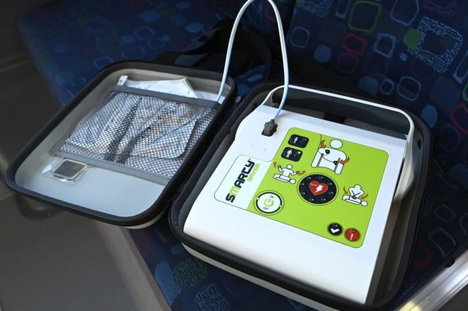 konci sa termin na podanie ziadosti o dotaciu na socialne taxiky a defibrilatory