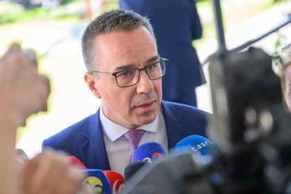minimalna mzda opat porastie mali by sa zvysit aj priplatky za pracu v noci a cez vikend