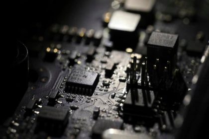 nedostatok pamovch ipov sa v budcom roku zhor predpoklad samsung