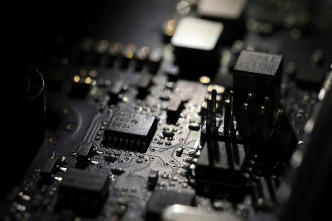 nedostatok pamovch ipov sa v budcom roku zhor predpoklad samsung