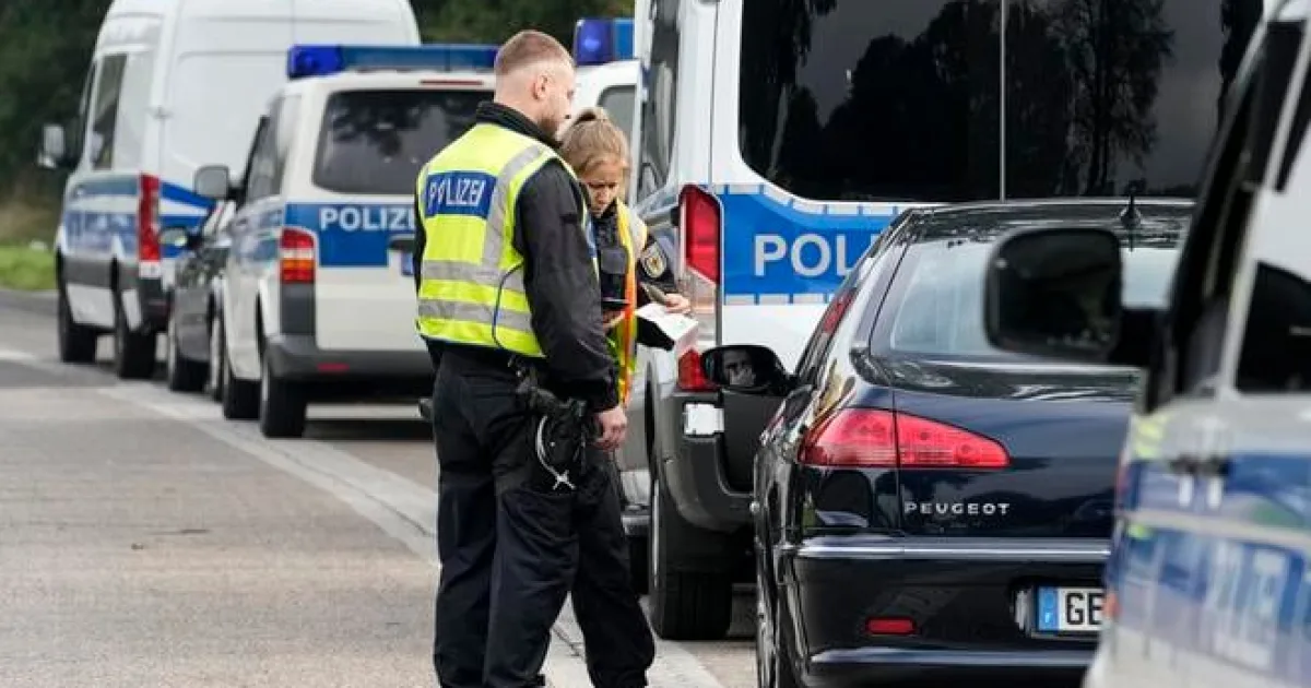 Autobus s turistami na Oktoberfest havaroval, dvaja mŕtvi