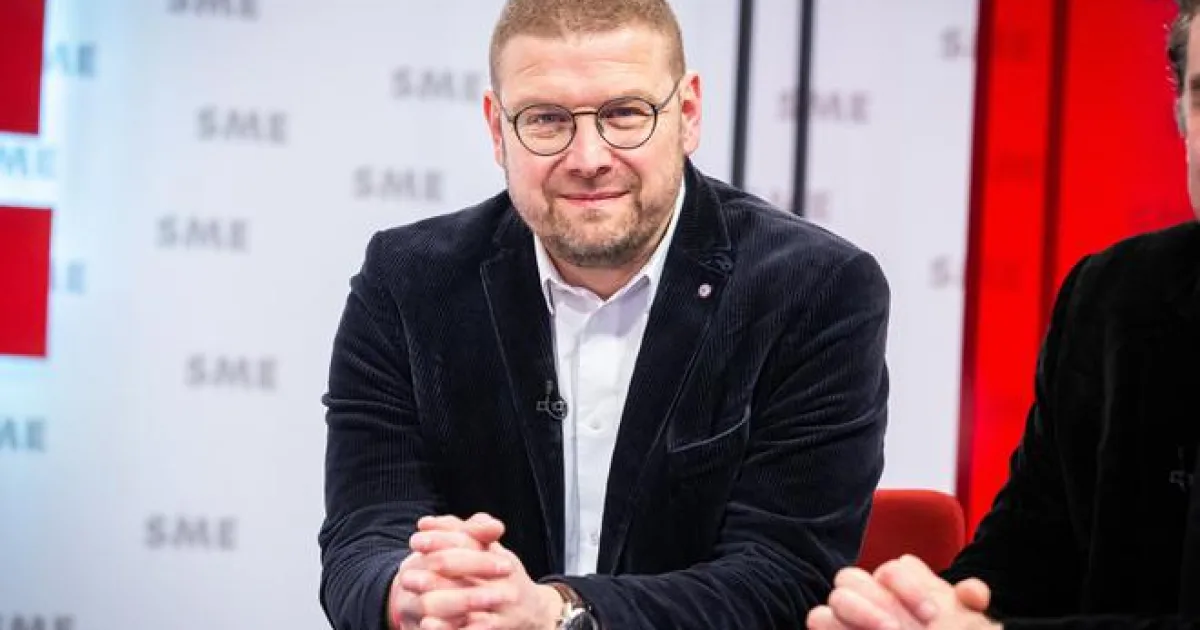 Babiš riskuje a zvažuje zákaz alkoholu pre Čechov