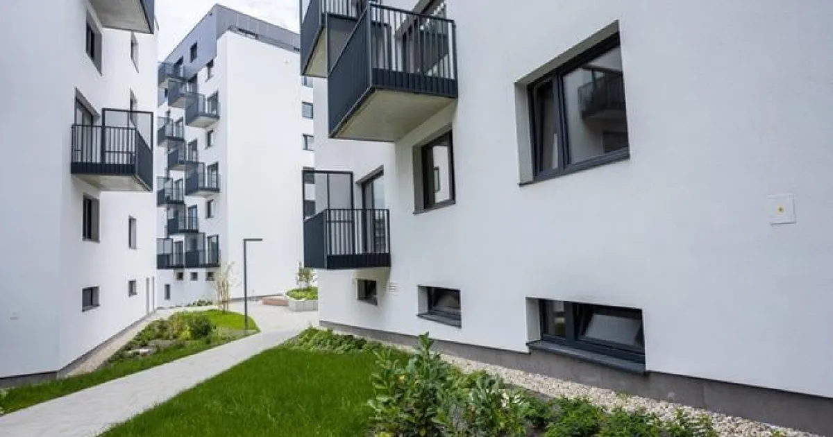 Byty v krajských mestách v auguste medziročne zdraželi o takmer 9 %