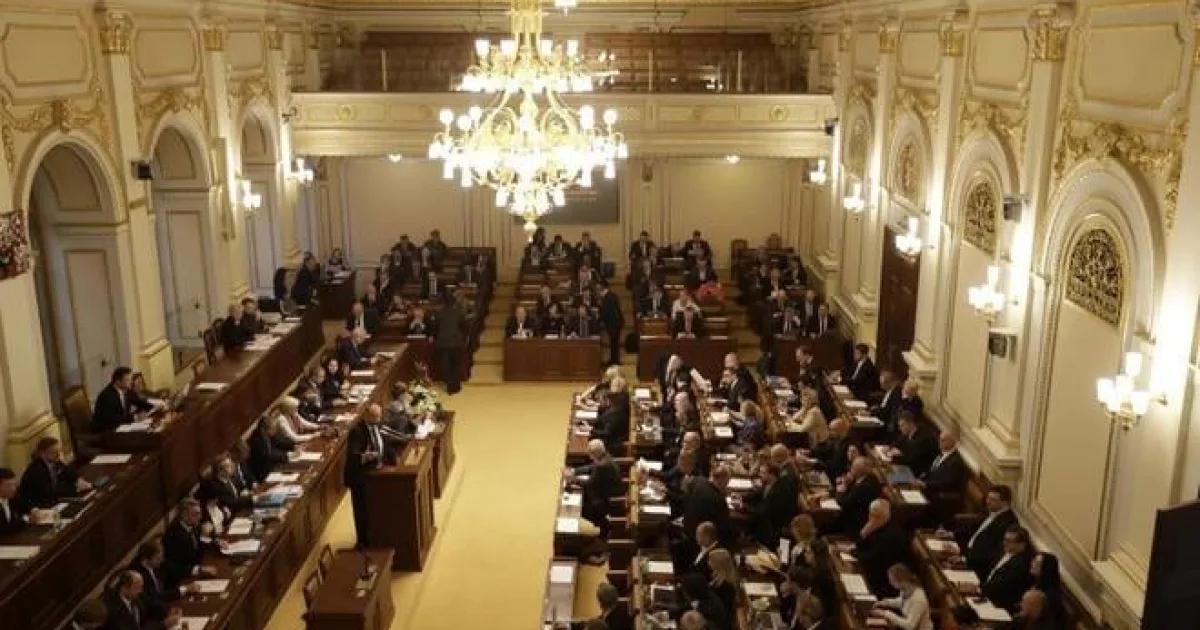 Deficitný verzus vyrovnaný rozpočet. Alebo ako sa zmieriť s dlhom