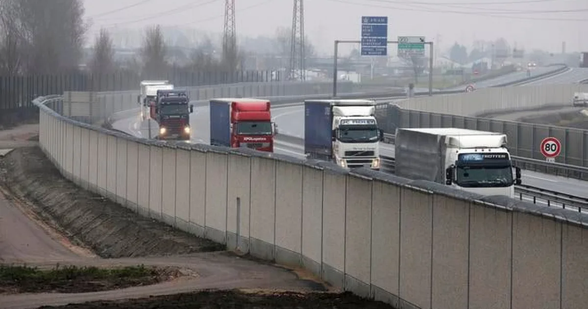 Dopravcovia žiadajú od vlády účinné opatrenia proti drahým palivám