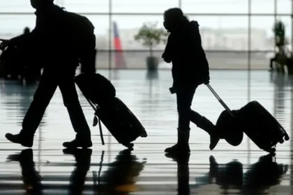 Irán hrozí susedom paralyzovaním letísk, ak zastavia iránske lety