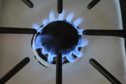 Iránu hrozia v zime výpadky elektriny po útokoch USA a Izraela