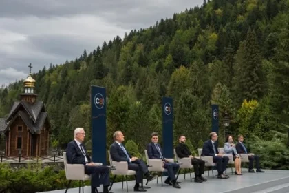Karpatský samit schválil dohodu o užšej regionálnej spolupráci