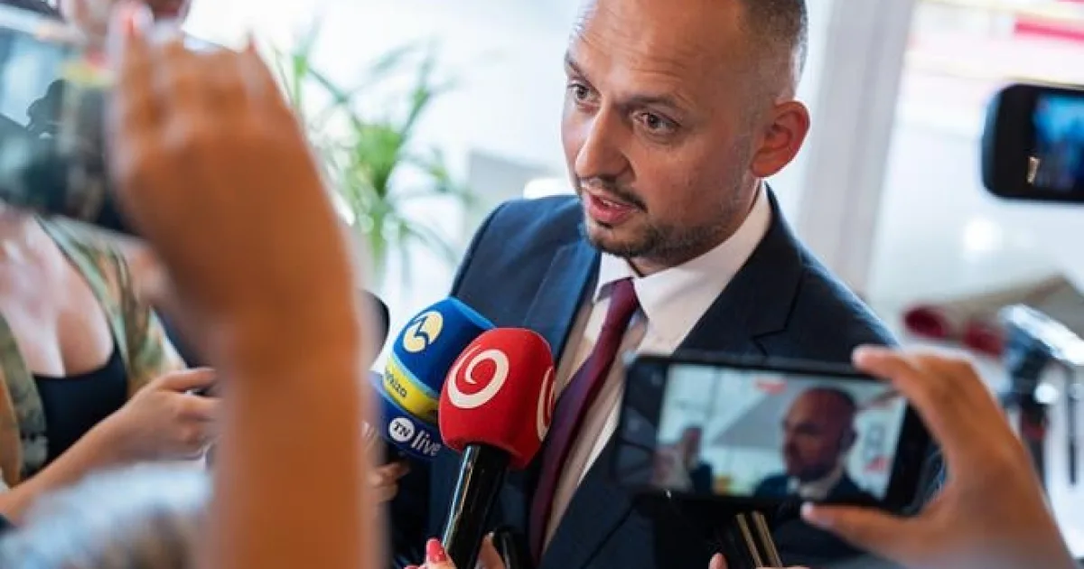 KDH vyzýva vládu a SIS na verejné zhodnotenie bezpečnostných hrozieb