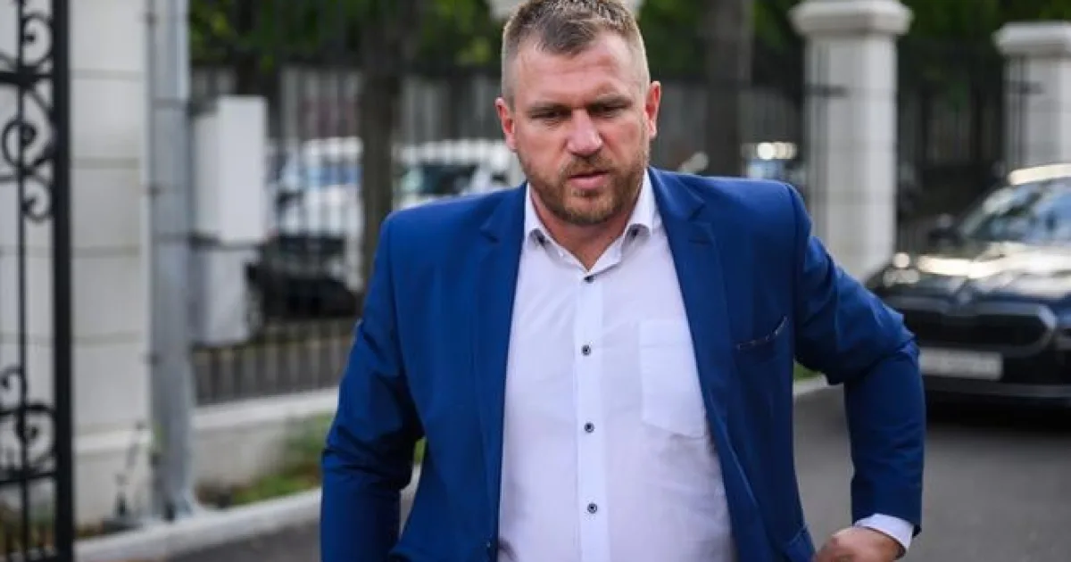 Kuffa rokoval s premiérom. Ministerský post sa do konca septembra meniť nebude