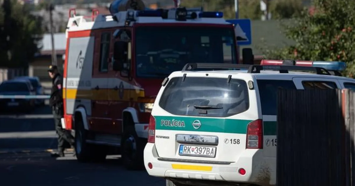 Maloletý útočník zo Staškova je v detenčnom ústave, stav žiačky je stále veľmi vážny