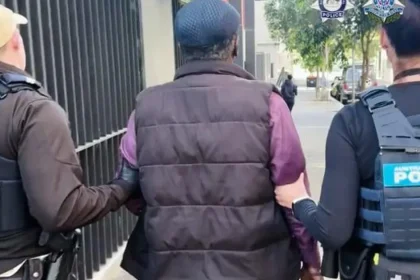 Melbournčana obvinili z členstva v IS a šírenia extrémistických materiálov
