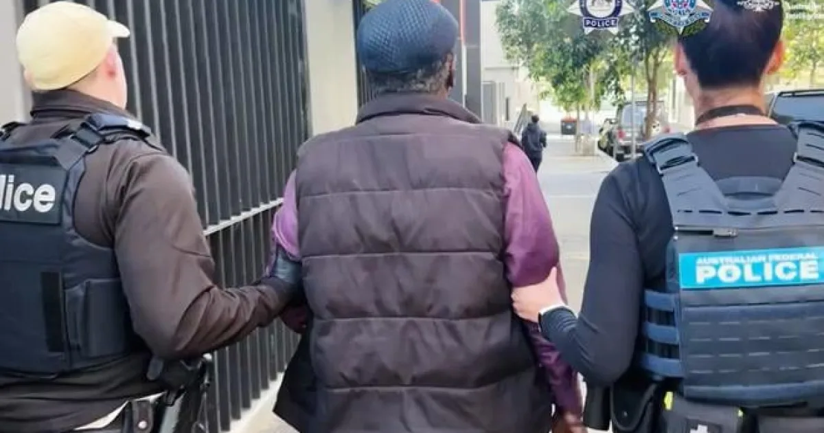 Melbournčana obvinili z členstva v IS a šírenia extrémistických materiálov