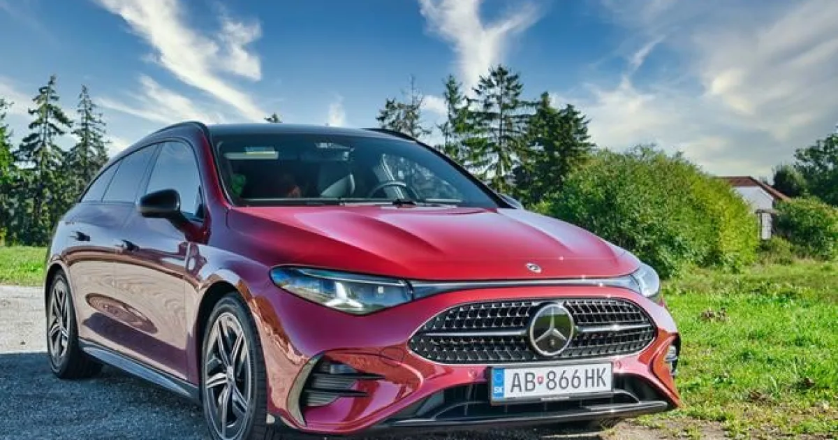Mercedes-Benz CLA 200 kombi je štýlový, no občas zbytočne okázalý