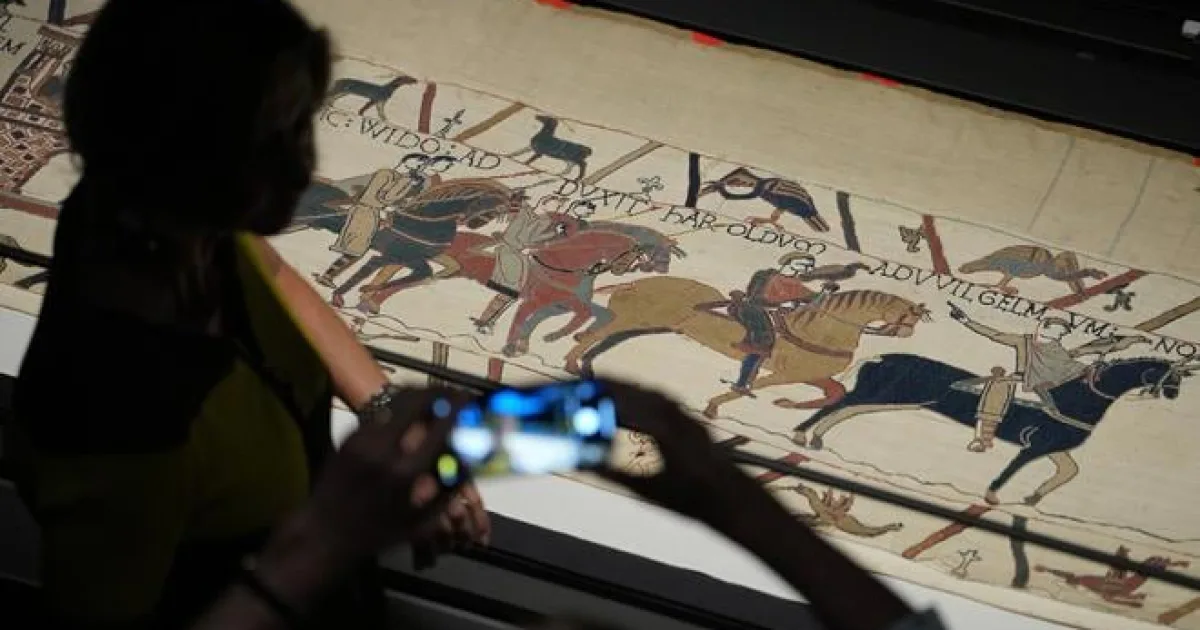 Nevidiaci muž žaluje Britské múzeum za chýbajúcich audiosprievodcov