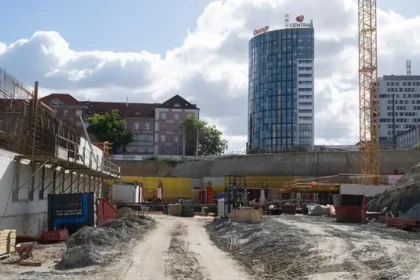 Nový Istropolis na Trnavskom mýte stále rastie