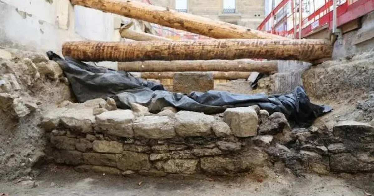 Objavili múr, ktorý môže objasniť vznik Paríža