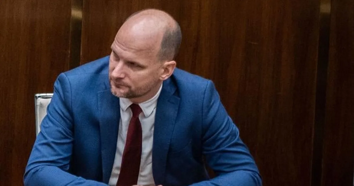 Opozícia kritizuje opakované presúvanie rokovania výboru na kontrolu SIS