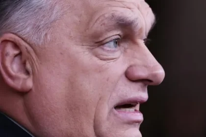 Orbán na straníckom podujatí vyhlásil, že nastal čas národného odporu