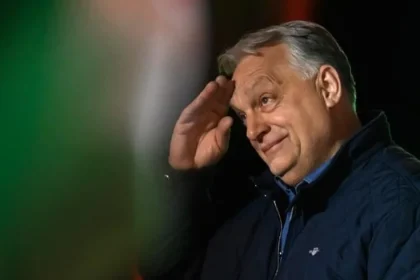 Orbán tvrdí, že cieľom vládnej Tiszy je urobiť z Maďarska „kolóniu“
