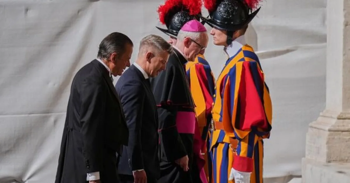 Pápež Lev XIV. prijal maďarského premiéra Magyara, ktorý ho pozval na návštevu Maďarska