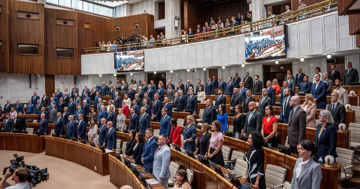 Poslanci Národnej rady pokračujú v rozprave o štátnom záverečnom účte za minulý rok