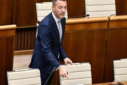 Poslanci rokovali o prevencii radikalizácie mládeže a sociálnych sietí