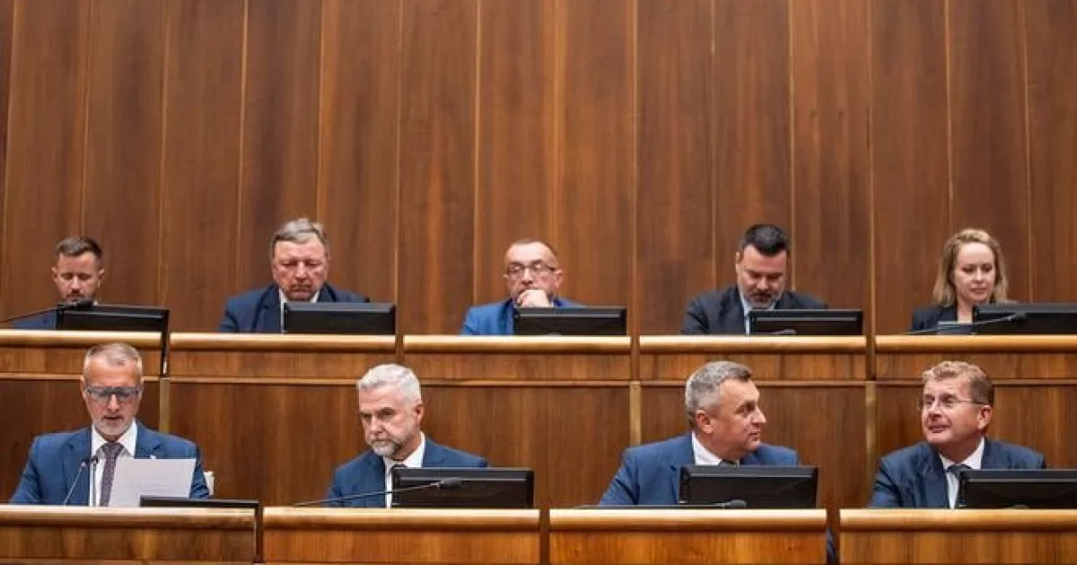 Poslanci začali rokovanie o novele zákona o potravinách