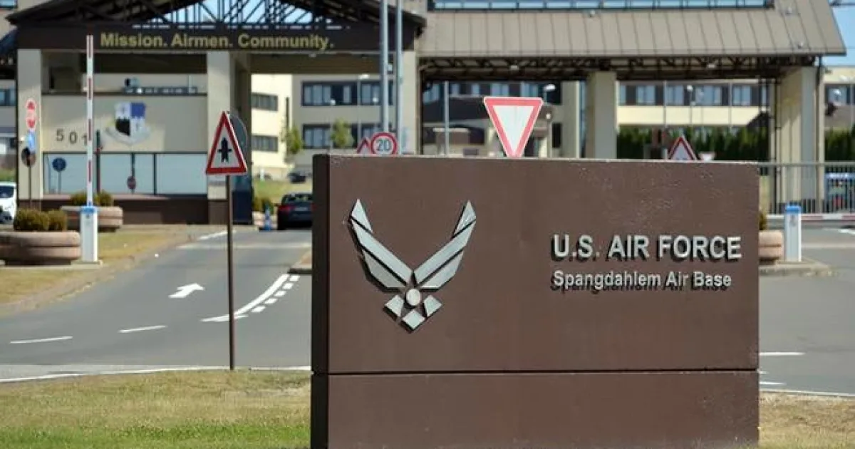 Pri americkej leteckej základni v Nemecku havarovalo vojenské lietadlo