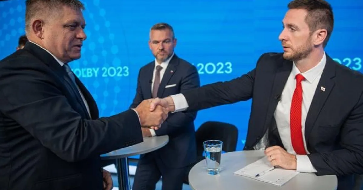 Ranný prehľad: Extrémna pravica už dýcha Smeru na krk, PS chce zákonom zrušiť Paru