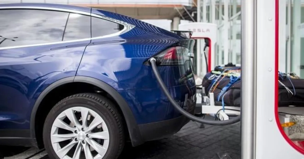Registrácie elektromobilov v EÚ vlani dosiahli rekordnú úroveň