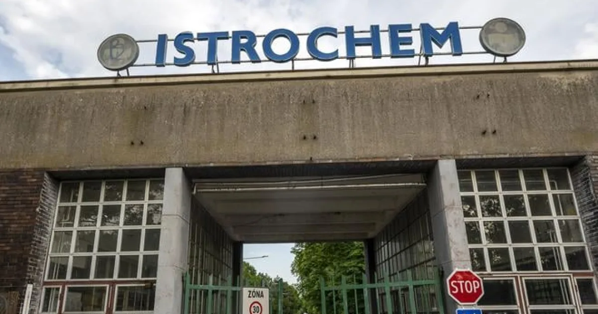 Rezort životného prostredia zrušil rozhodnutia v kauze Istrochem