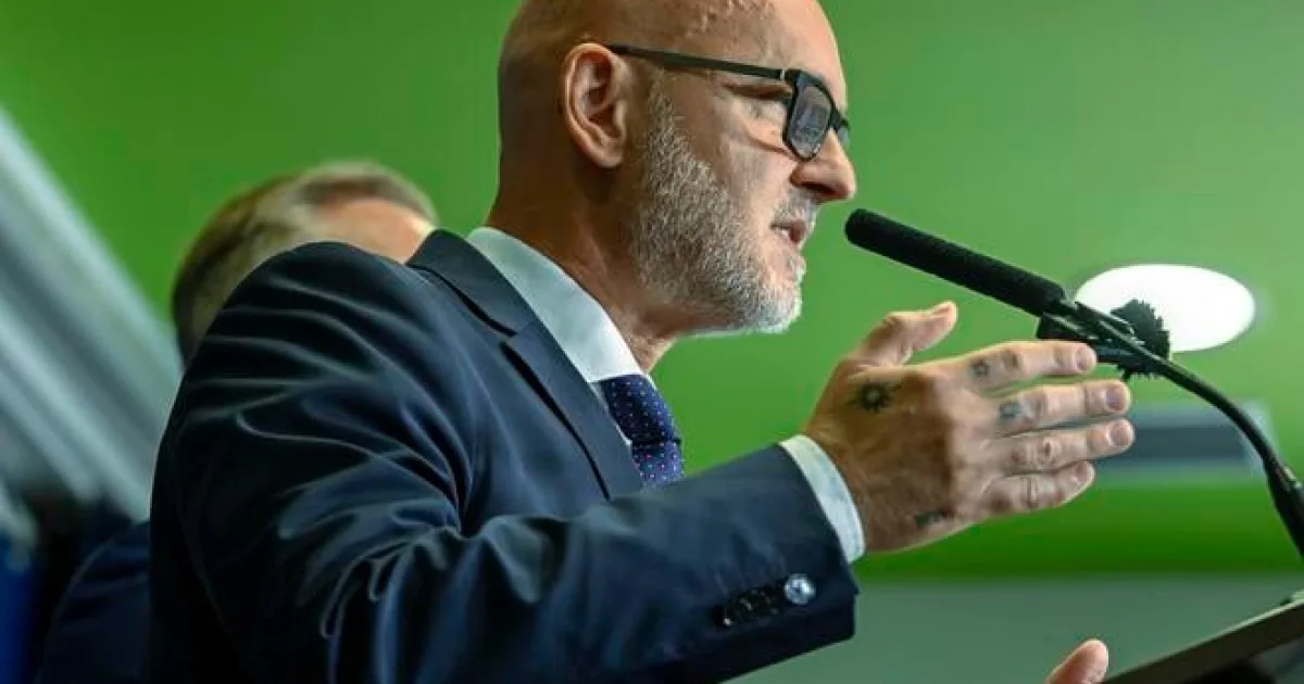 SaS žiada Fica, aby zvolal bezpečnostnú radu a potvrdil záväzky voči spojencom