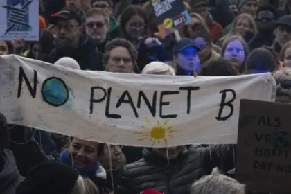 Švajčiari protestmi vyzvali vládu, aby dodržala klimatické záväzky