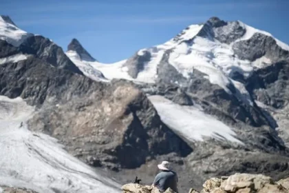 Švajčiarske alpské ľadovce sa topili rekordným tempom