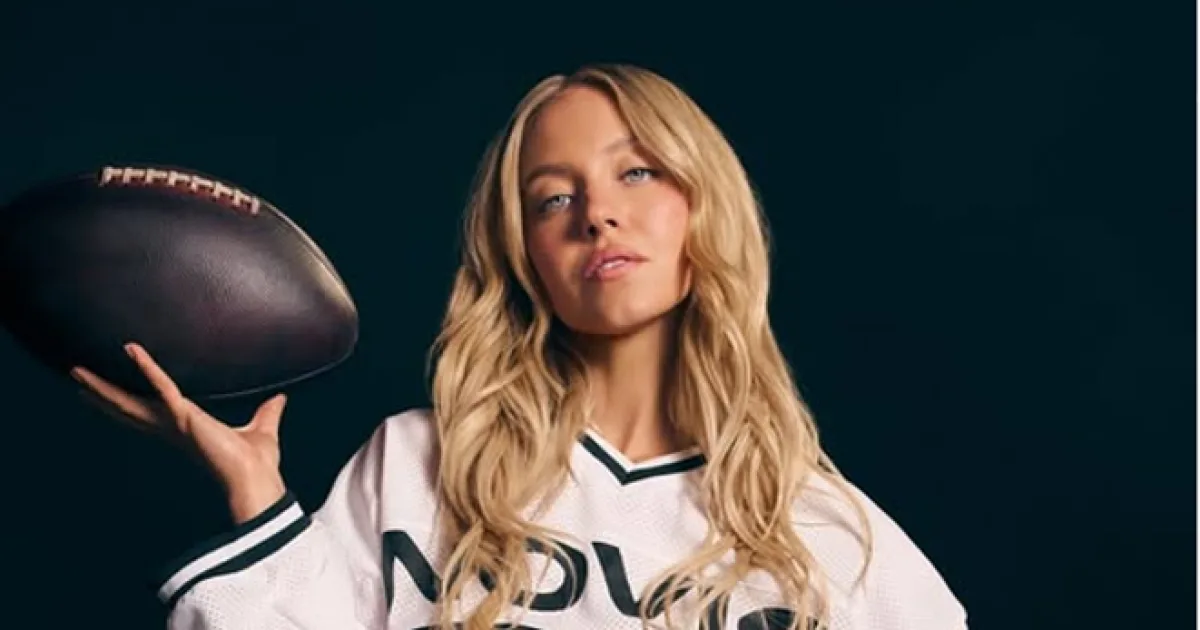 Sydney Sweeney nahá na koši: kritika za lacnú reklamu